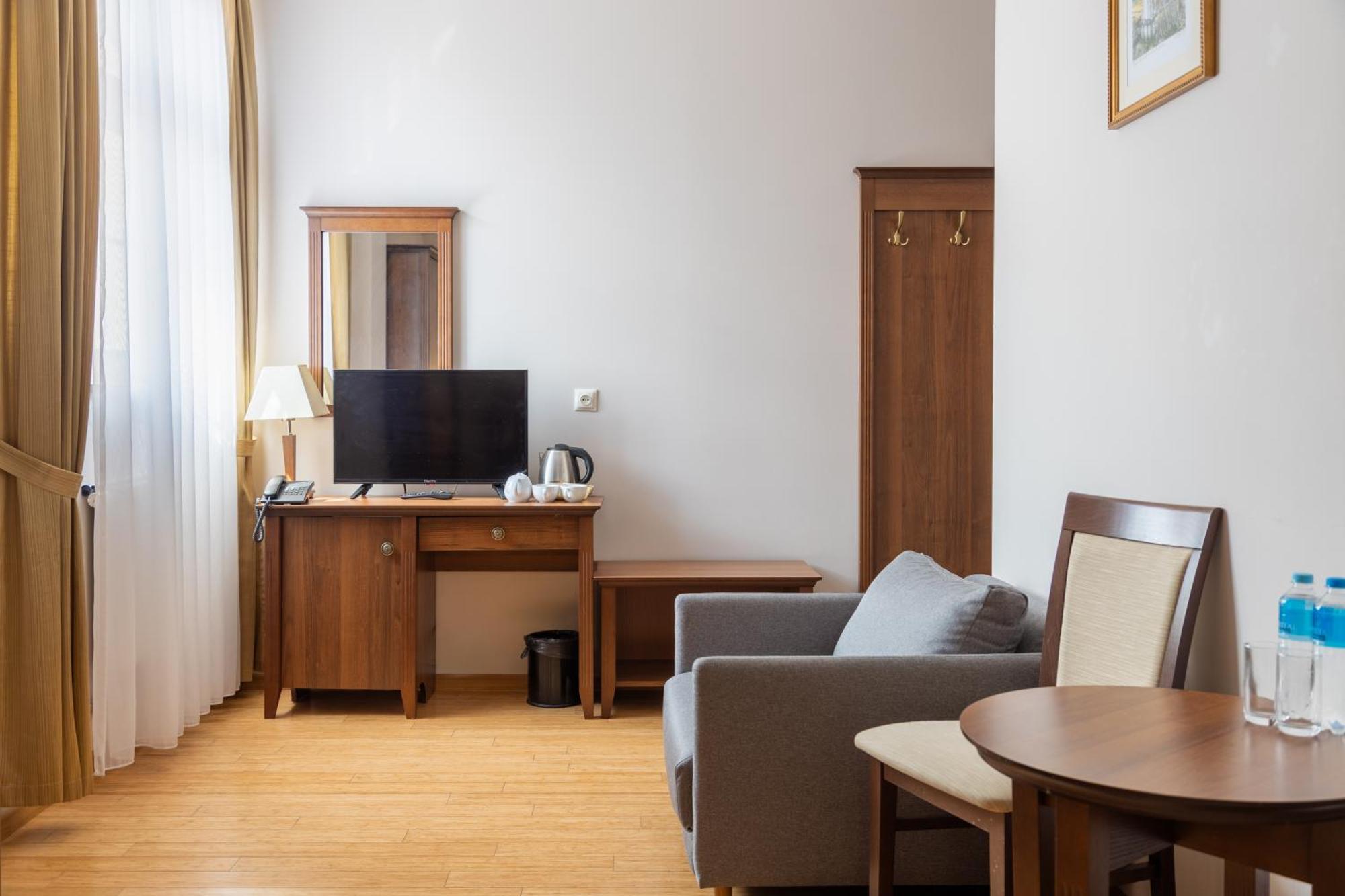 Hotel Kresowiak シェミャティチェ エクステリア 写真